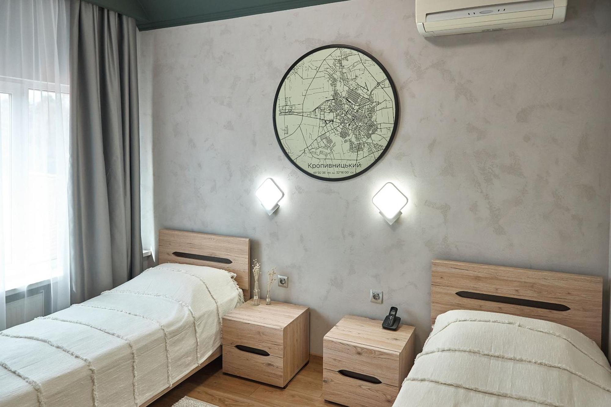 Готель Зірка Kropyvnytskyi Ngoại thất bức ảnh